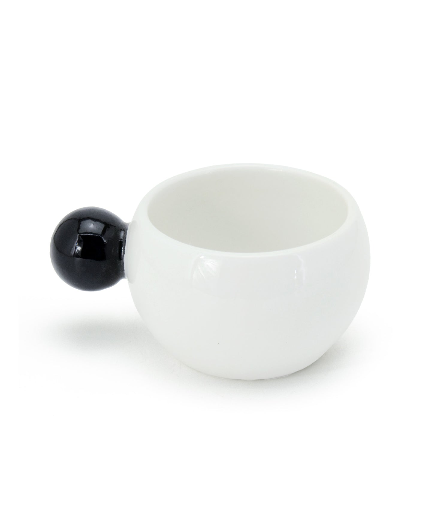 tazza bianca con manico a palla nero ceramica macula